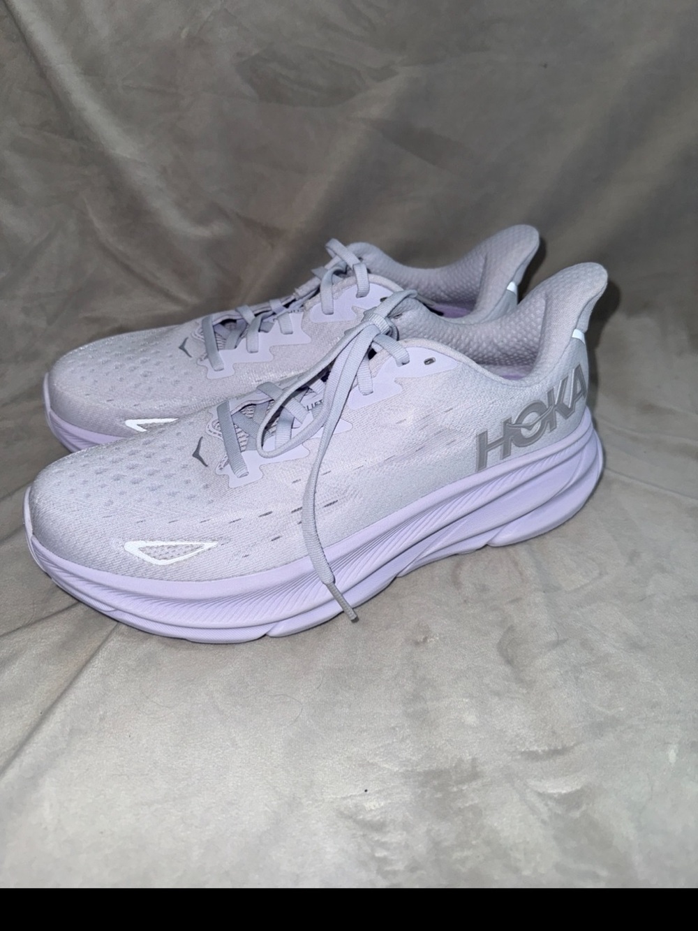 Hoka One One Clifton 9 Starlight Glow - Picture 1 of 8